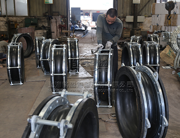 上海駱盈向山東壽光供應伸縮接頭