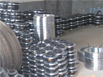 橡膠接頭是如何保障管道的安穩運行的