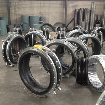 橡膠接頭的質保期是多久，他的使用年限又是多久