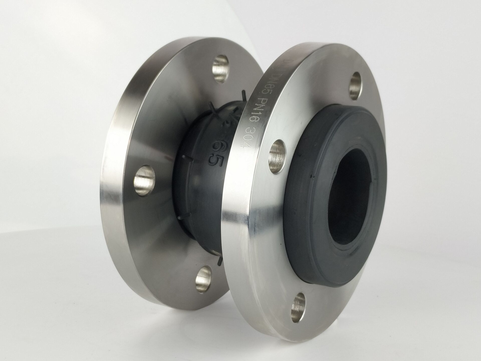 同心異徑橡膠接頭的性能優勢