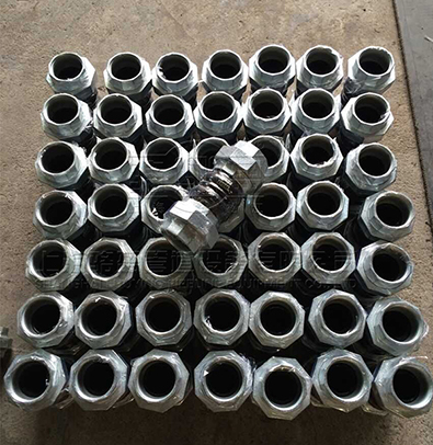 DN80<a href=http://m.jnjnfbc.cn.cn target=_blank class=infotextkey>絲扣橡膠接頭</a>